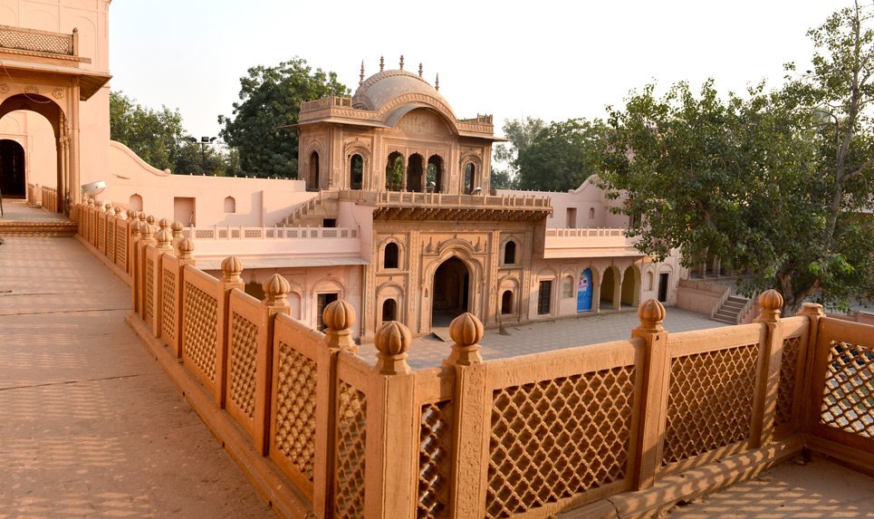 Raja Nahar Singh Palace